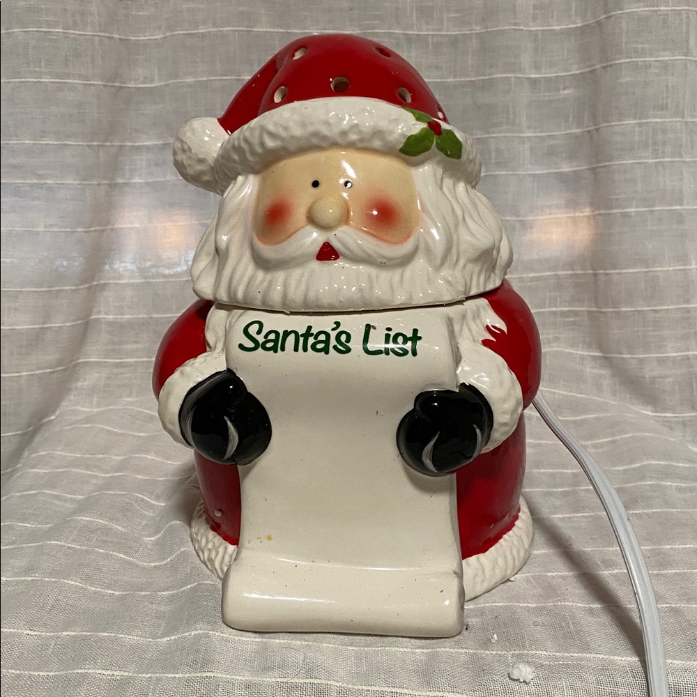 Scentsy Santa's List Ceramic wax warmer
